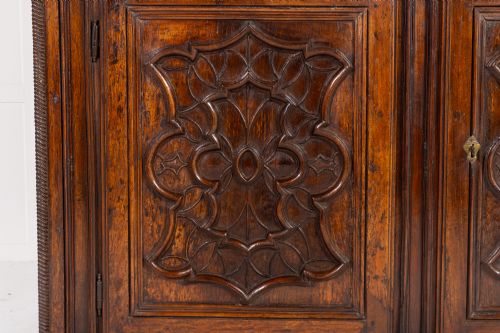 EARLY 18TH CENTURY ITALIAN WALNUT CABINET - ADDITIONAL PHOTO 6