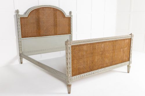 19th century french painted bed - CATEGORY: ANTIQUE BEDS - DATED 18TH CENTURY