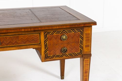 19TH CENTURY FRENCH WALNUT AND TULIPWOOD PARQUETRY BUREAU PLAT - ADDITIONAL PHOTO 1