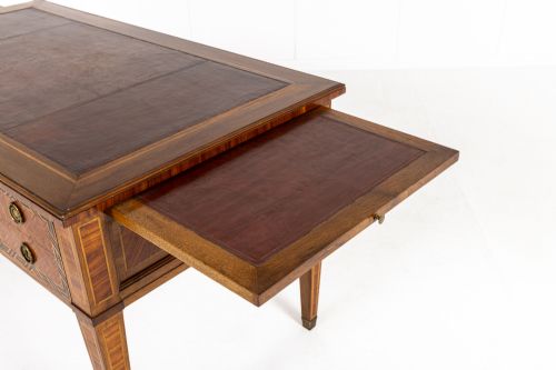 19TH CENTURY FRENCH WALNUT AND TULIPWOOD PARQUETRY BUREAU PLAT - ADDITIONAL PHOTO 3