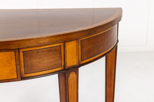 19TH CENTURY ENGLISH DEMI LUNE MAHOGANY SIDE TABLE - ADDITIONAL PHOTO 5