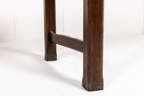 18TH CENTURY FRENCH ELM FARMHOUSE TABLE - ADDITIONAL PHOTO 3