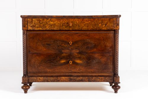 PAIR OF 19TH CENTURY ITALIAN WALNUT COMMODES - ADDITIONAL PHOTO 3