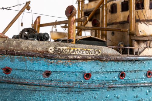 LARGE SCALE EARLY 20TH CENTURY SHIPBUILDERS MODEL OF SANT'ANTONIO STEAMSHIP - ADDITIONAL PHOTO 7