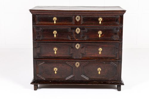 17TH CENTURY ENGLISH OAK CHEST OF DRAWERS - ADDITIONAL PHOTO 1