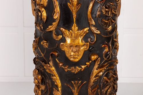 PAIR OF GRAND SCALE 19TH CENTURY PAINTED AND PARCEL GILT COLUMNS - ADDITIONAL PHOTO 1