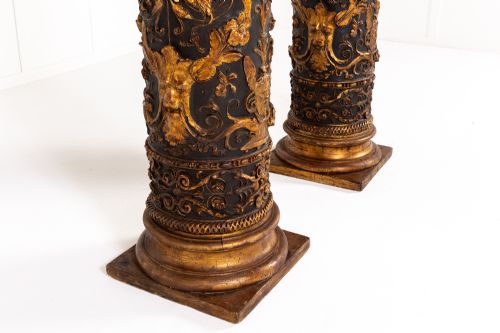 PAIR OF GRAND SCALE 19TH CENTURY PAINTED AND PARCEL GILT COLUMNS - ADDITIONAL PHOTO 8