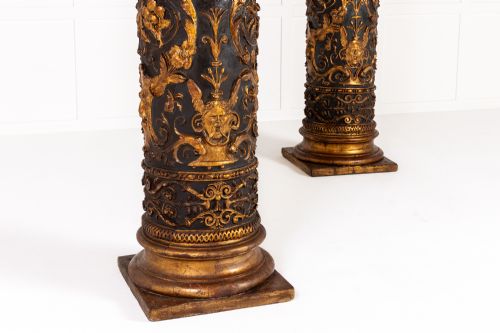 PAIR OF GRAND SCALE 19TH CENTURY PAINTED AND PARCEL GILT COLUMNS - ADDITIONAL PHOTO 9