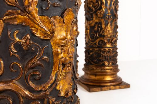 PAIR OF GRAND SCALE 19TH CENTURY PAINTED AND PARCEL GILT COLUMNS - ADDITIONAL PHOTO 11