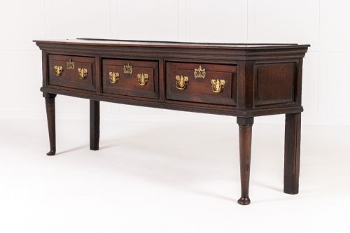 18th century english oak dresser base - CATEGORY: ANTIQUE SIDEBOARDS - DATED 18TH CENTURY