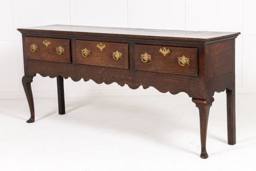 18th century english oak dresser base - CATEGORY: ANTIQUE SIDEBOARDS - DATED 18TH CENTURY