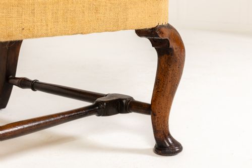18TH CENTURY GEORGE I ENGLISH WALNUT WING CHAIR CIRCA 1720 - ADDITIONAL PHOTO 5