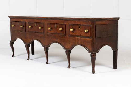 18TH CENTURY ENGLISH OAK DRESSER BASE - ADDITIONAL PHOTO 3