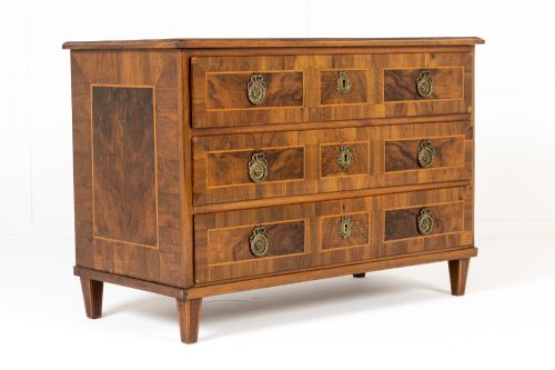 18TH CENTURY FRENCH LOUIS XVI PERIOD WALNUT COMMODE - ADDITIONAL PHOTO 3