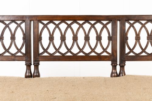 18TH CENTURY ITALIAN WALNUT BENCH - ADDITIONAL PHOTO 2
