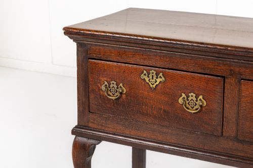 18TH CENTURY ENGLISH OAK DRESSER BASE - ADDITIONAL PHOTO 1
