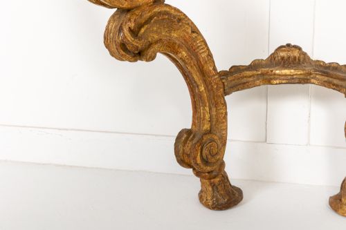 SMALL 18TH CENTURY GILTWOOD CONSOLE TABLE - ADDITIONAL PHOTO 5