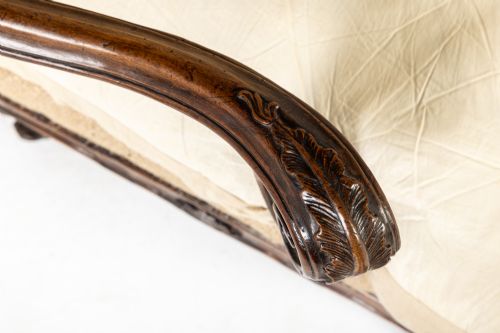18TH CENTURY ITALIAN WALNUT SOFA - ADDITIONAL PHOTO 8