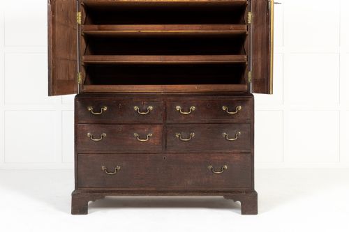 18TH CENTURY ENGLISH OAK COUNTRY HOUSE LINEN PRESS - ADDITIONAL PHOTO 1