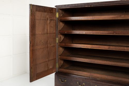 18TH CENTURY ENGLISH OAK COUNTRY HOUSE LINEN PRESS - ADDITIONAL PHOTO 2