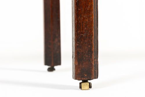 18TH CENTURY GEORGE II ENGLISH MAHOGANY SIDE TABLE - ADDITIONAL PHOTO 1
