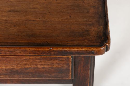 18TH CENTURY GEORGE II ENGLISH MAHOGANY SIDE TABLE - ADDITIONAL PHOTO 6