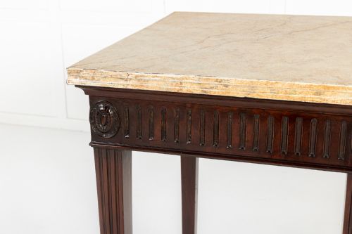 18TH CENTURY ENGLISH MAHOGANY SERVING TABLE - ADDITIONAL PHOTO 1