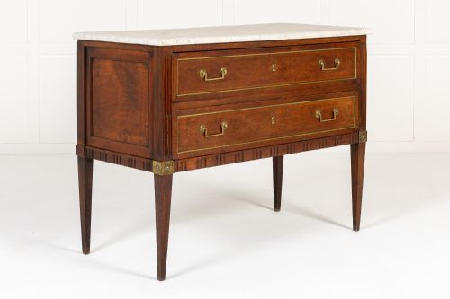 18TH CENTURY FRENCH MAHOGANY COMMODE - ADDITIONAL PHOTO 4