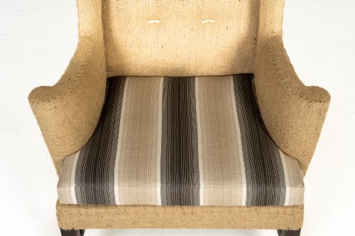 18TH CENTURY ENGLISH WING CHAIR - ADDITIONAL PHOTO 1