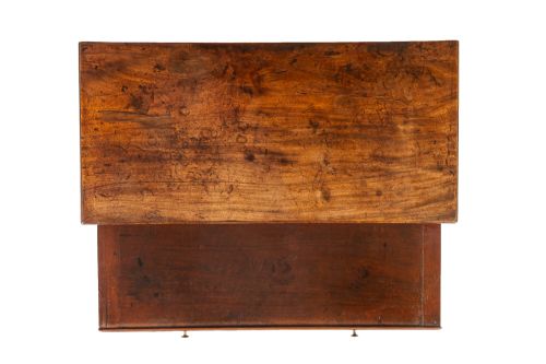 18TH CENTURY ENGLISH GEORGE III MAHOGANY CHEST OF DRAWERS - ADDITIONAL PHOTO 5