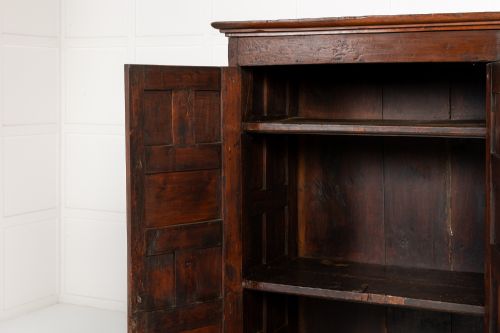 18TH CENTURY SPANISH WALNUT CUPBOARD - ADDITIONAL PHOTO 2