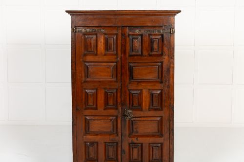 18TH CENTURY SPANISH WALNUT CUPBOARD - ADDITIONAL PHOTO 5