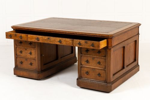 LARGE 19TH CENTURY ENGLISH OAK PARTNERS DESK - ADDITIONAL PHOTO 8
