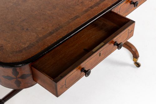 19TH CENTURY ENGLISH REGENCY AMBOYNA LIBRARY TABLE - ADDITIONAL PHOTO 3