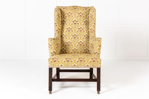 18TH CENTURY ENGLISH MAHOGANY WING ARMCHAIR - ADDITIONAL PHOTO 1