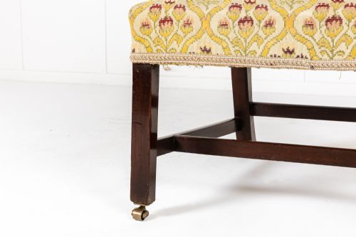 18TH CENTURY ENGLISH MAHOGANY WING ARMCHAIR - ADDITIONAL PHOTO 4
