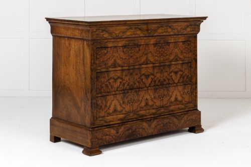 19TH CENTURY FRENCH WALNUT COMMODE - ADDITIONAL PHOTO 6