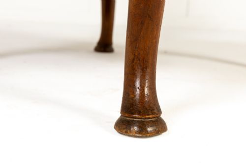 PAIR OF LARGE SCALE 18TH CENTURY FRENCH WALNUT LIBRARY ARMCHAIRS - ADDITIONAL PHOTO 10