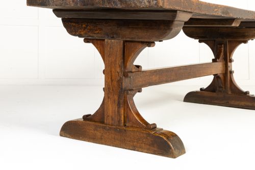 18TH CENTURY OAK AND BEECH REFECTORY TABLE - ADDITIONAL PHOTO 2