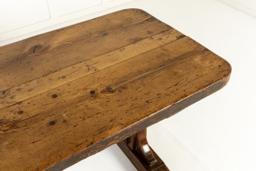 18TH CENTURY OAK AND BEECH REFECTORY TABLE - ADDITIONAL PHOTO 6
