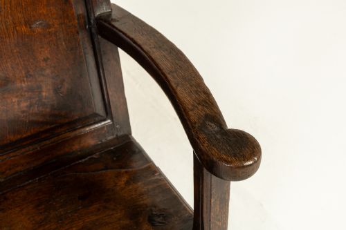 18TH CENTURY ENGLISH OAK SETTLE - ADDITIONAL PHOTO 1
