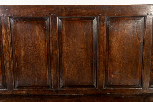 18TH CENTURY ENGLISH OAK SETTLE - ADDITIONAL PHOTO 4
