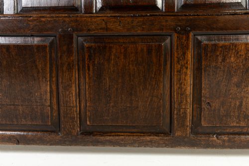 18TH CENTURY ENGLISH OAK SETTLE - ADDITIONAL PHOTO 5