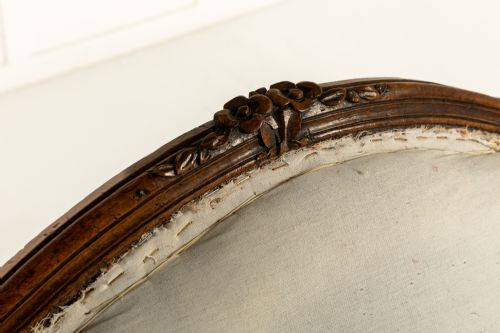 19TH CENTURY FRENCH WALNUT SOFA - ADDITIONAL PHOTO 2