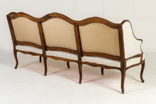 19TH CENTURY FRENCH WALNUT SOFA - ADDITIONAL PHOTO 6