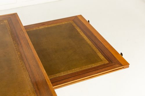 GRAND SCALE MID 20TH CENTURY ROSEWOOD BUREAU PLAT - ADDITIONAL PHOTO 2
