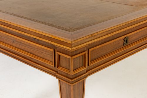 GRAND SCALE MID 20TH CENTURY ROSEWOOD BUREAU PLAT - ADDITIONAL PHOTO 5
