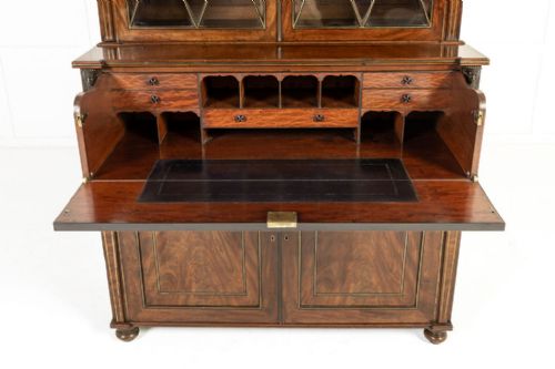 GRAND SCALE 19TH CENTURY ENGLISH REGENCY MAHOGANY SECRETAIRE BOOKCASE - ADDITIONAL PHOTO 7