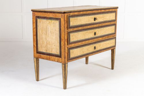 18TH CENTURY ITALIAN PAINTED COMMODE - ADDITIONAL PHOTO 3
