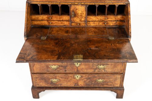 EARLY 18TH CENTURY ENGLISH GEORGE I WALNUT BUREAU BOOKCASE - ADDITIONAL PHOTO 4